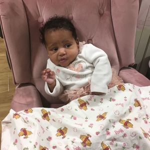 Meet your Posher, Alexis